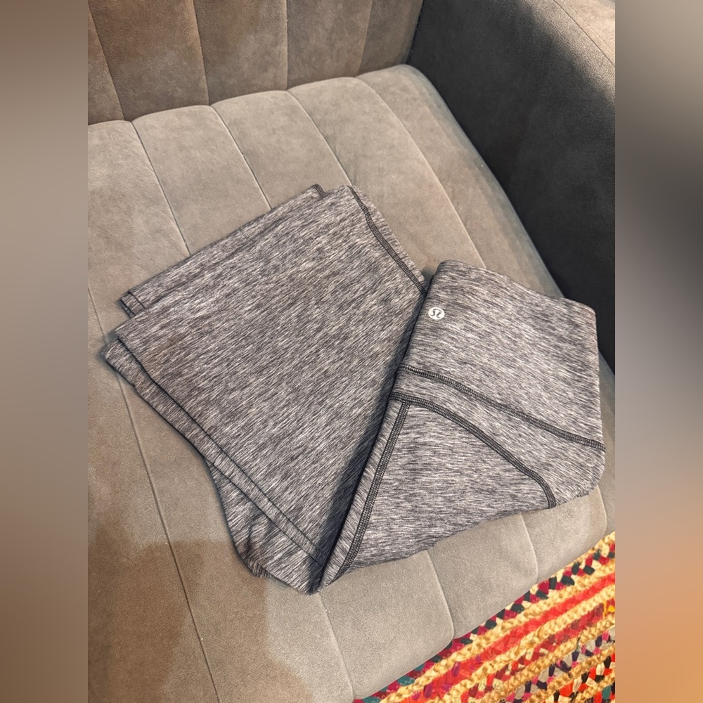 🩷SOLD 🩷lululemon athletica Women’s Gray Heathered wide leg